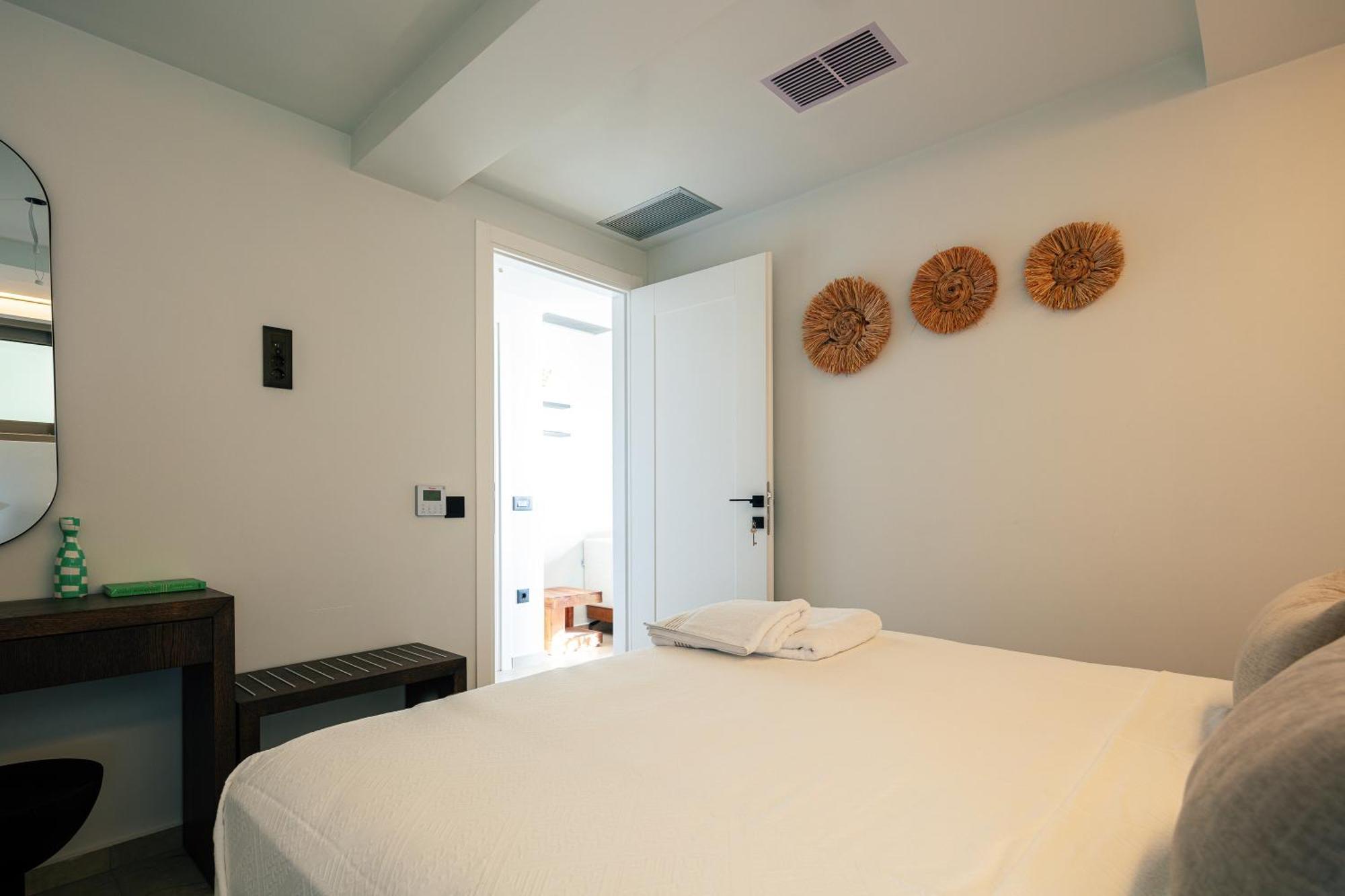 Ririka Beach Living, New Feel-At-Home Luxury Suites Plakiász Kültér fotó