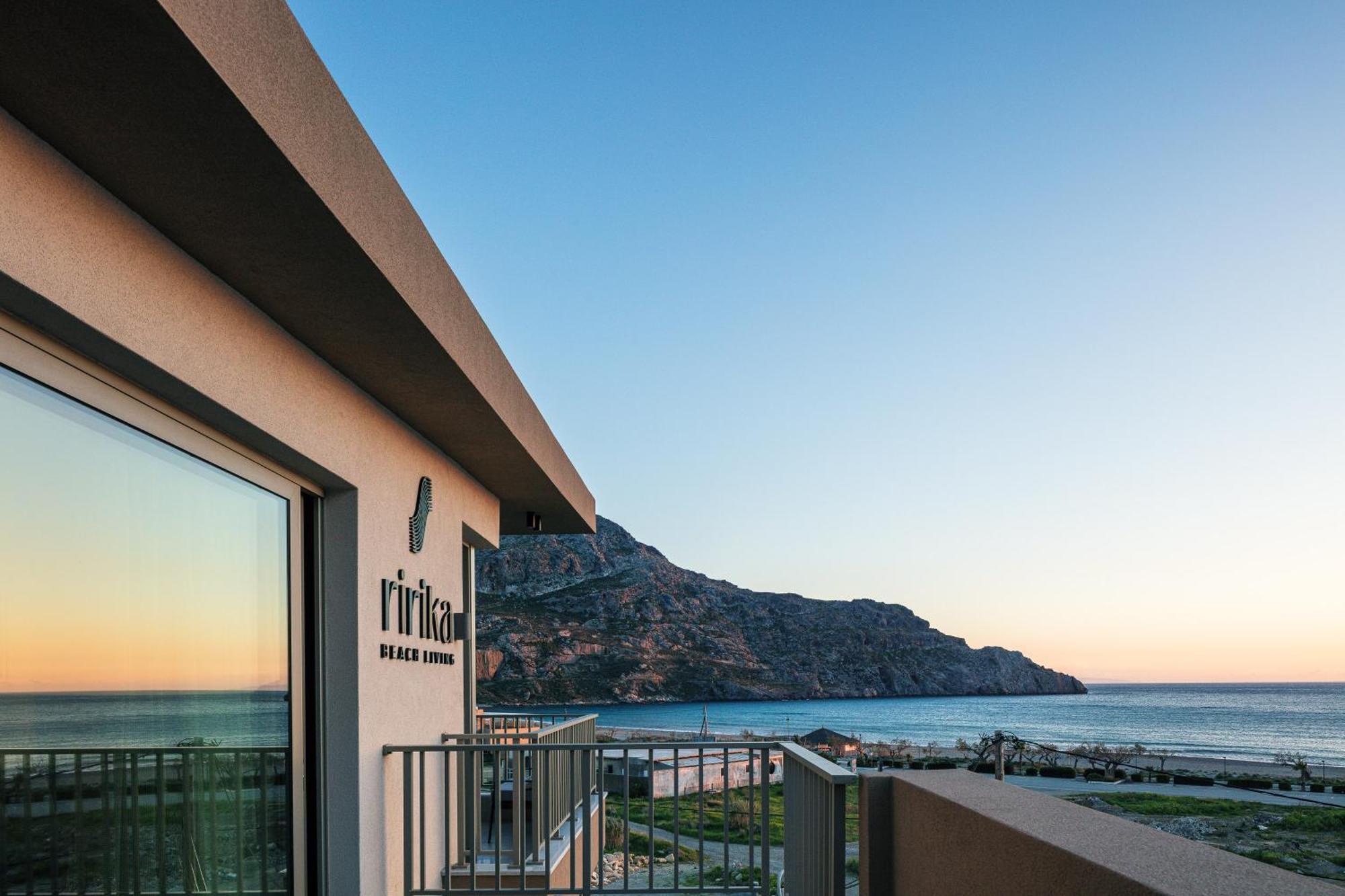 Ririka Beach Living, New Feel-At-Home Luxury Suites Plakiász Kültér fotó