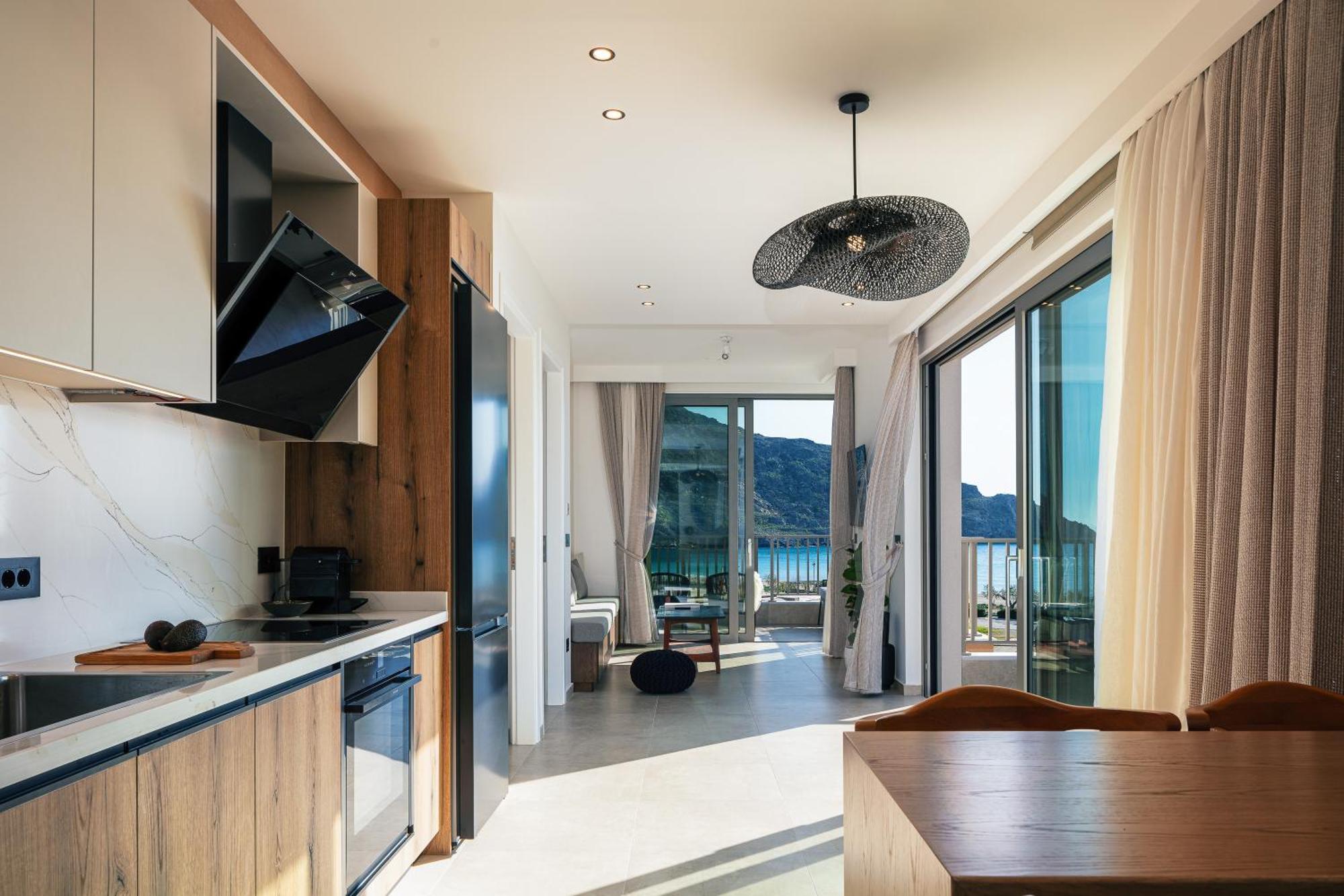 Ririka Beach Living, New Feel-At-Home Luxury Suites Plakiász Kültér fotó
